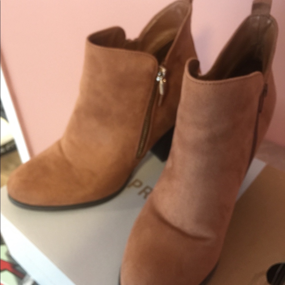 Call it Spring-high heeled booties size 9